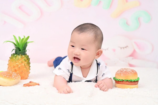 五指山3岁宝宝发烧肚子疼